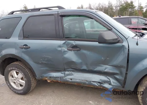 2012 Ford Escape Xlt z USA, uszkodzony, nr VIN 1FMCU0D77CKC57766